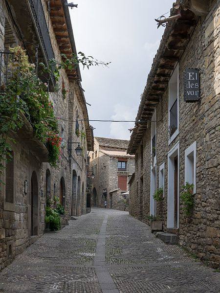 Aínsa en Huesca, Comunidad de Aragón. 