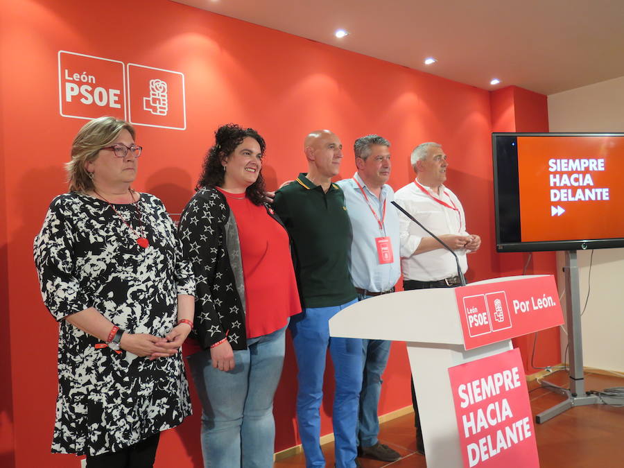 Fotos: Noche electoral en el PSOE de León