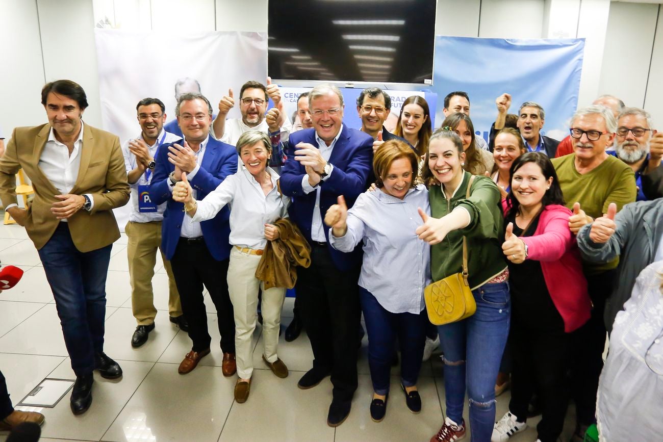 Noche electoral en el PP de León. En la imagen, el candidato a la Alcaldía, Antonio Silván