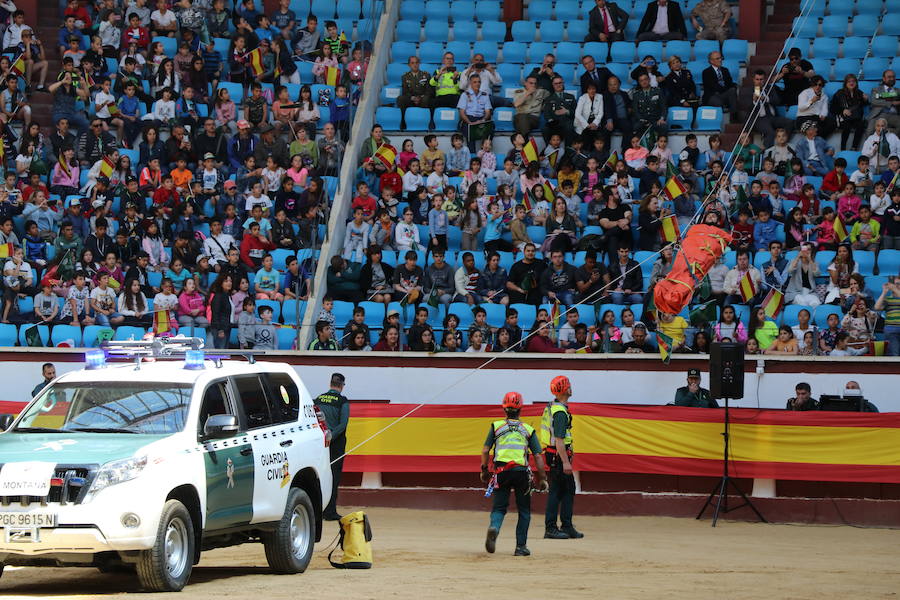 Fotos: Exhibición de la Guardia Civil en León