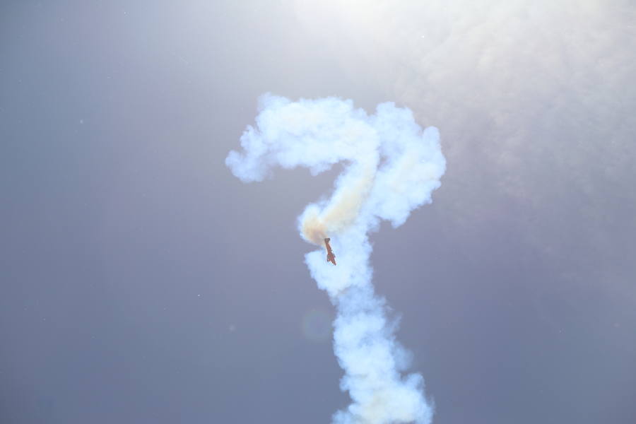 Fotos: Exhibición de vuelo acrobático en Los Oteros