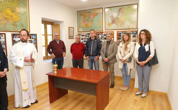 Robledo de Torío inaugura el edifico de las Antiguas Escuelas