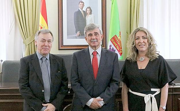 Foto oficial tras la elección como rector de Filosofía y Letras.