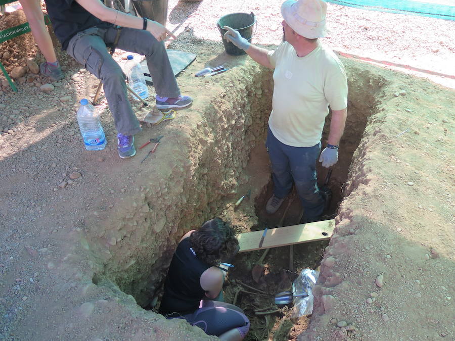 El Cementerio Civil de León podría ser el lugar donde descansan los restos de esta represaliada del franquismo, en una labor en la que se vuelca la ARMH con ayuda de un sindicato noruego