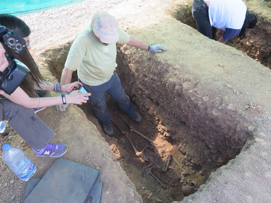 El Cementerio Civil de León podría ser el lugar donde descansan los restos de esta represaliada del franquismo, en una labor en la que se vuelca la ARMH con ayuda de un sindicato noruego