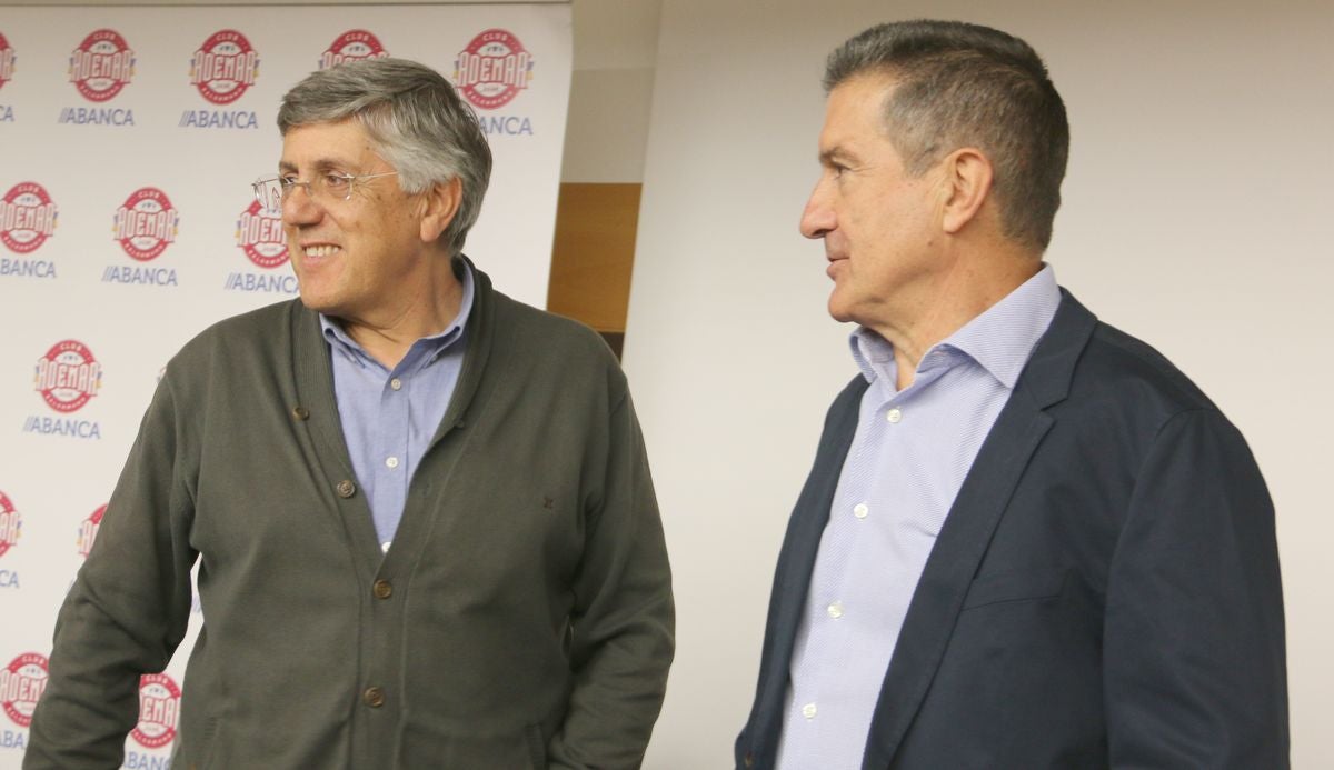 Fotos: Presentación de Manolo Cadenas con el Abanca Ademar