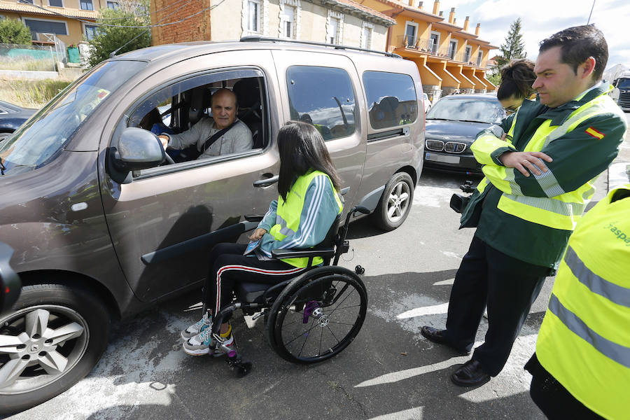 Fotos: Campaña de la DGT &#039;No corras, no bebas... no cambies de ruedas&#039;