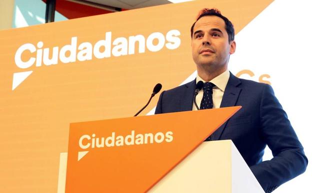 Aguado sobre un pacto Cs-PSOE en Castilla y León: «A día de hoy todo está abierto»