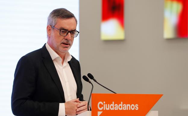 El secretario general de Ciudadanos, José Manuel Villegas, en la sede del partido. 