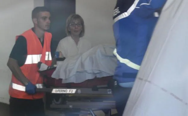 Chris Froome, trasladado al hospital tras su accidente. 