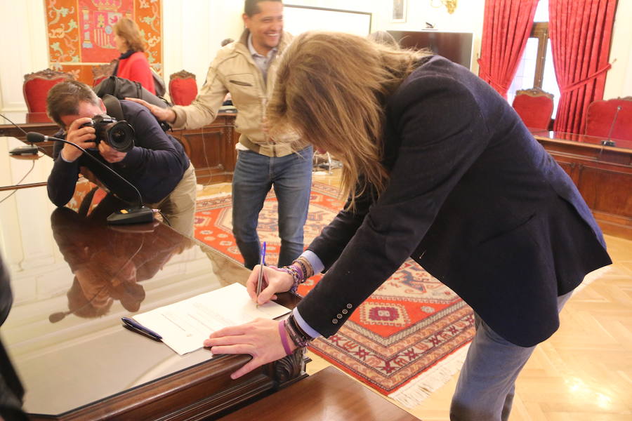 Fotos: Entrega de credenciales en la Audiencia Provincial