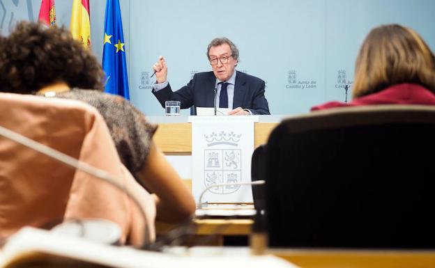 El portavoz del Gobierno de Castilla y León ofrece una rueda de prensa.