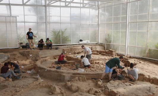 Excavaciones del castro prerromano del Cerro de San Vicente, en la capital salmantina. 