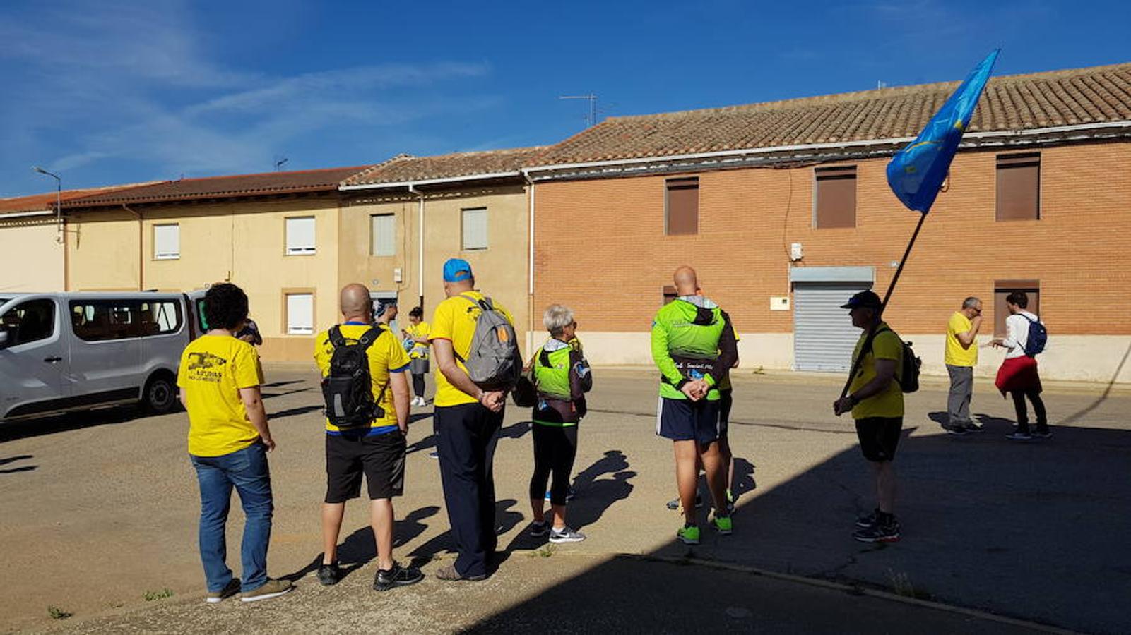 Fotos: La &#039;Marcha del Aluminio&#039; parte de Cimanes de la Vega