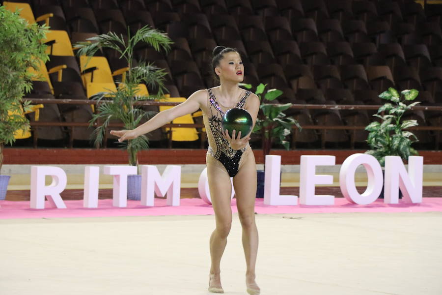 Fotos: Exhibición de gimnasia rítmica