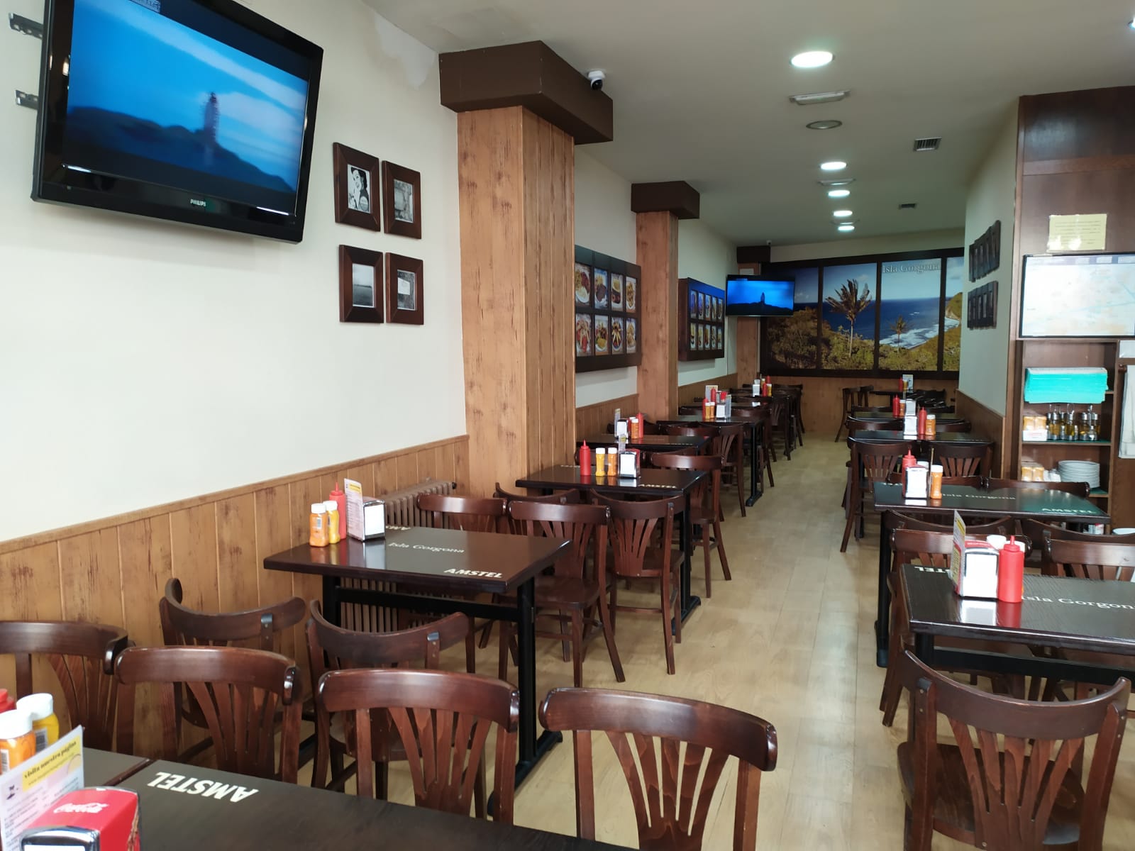 Fotos: Isla Gorgona, gran variedad de hamburguesas en el centro de León