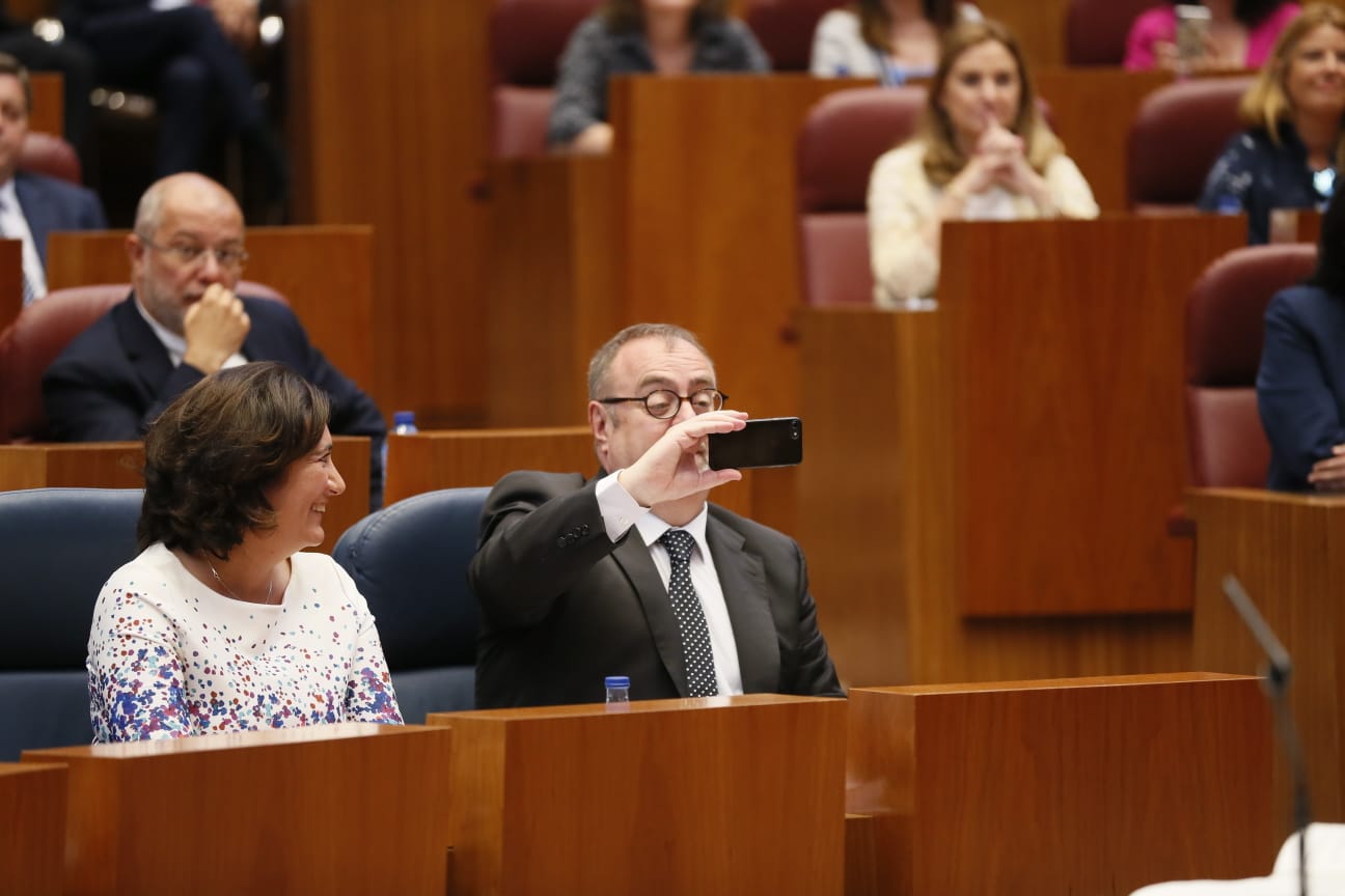 El procurador electo de Ciudadanos Luis Fuentes es proclamado presidente de la institución regiona en su décima legislatura