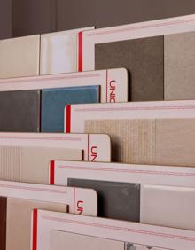 Imagen secundaria 2 - Diferentes partes de la exposición de la tienda de Coba. 