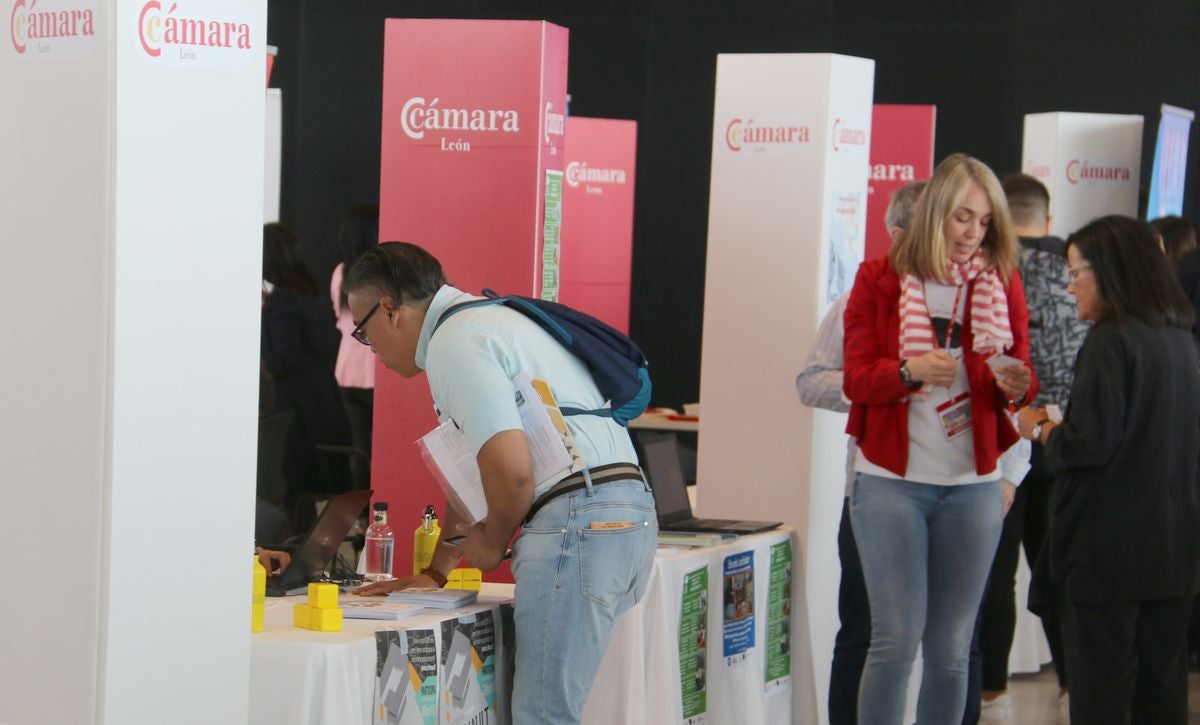 Fotos: II Feria del Empleo y el Emprendimiento de León