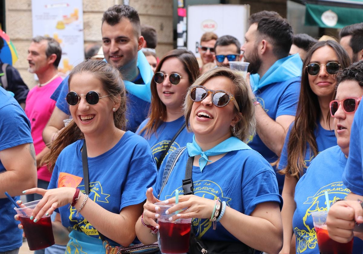 Fotos: Las peñas conquistan León a ritmo de charanga