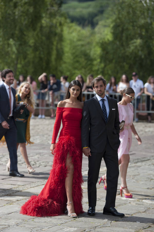 Influencers de todo el país acudieron con su mejores galas al enlace de María Pombo y Pablo Castellano. 