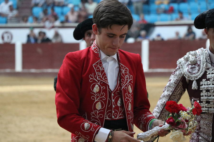 Fotos: Corrida de rejones en la Plaza de Toros de León