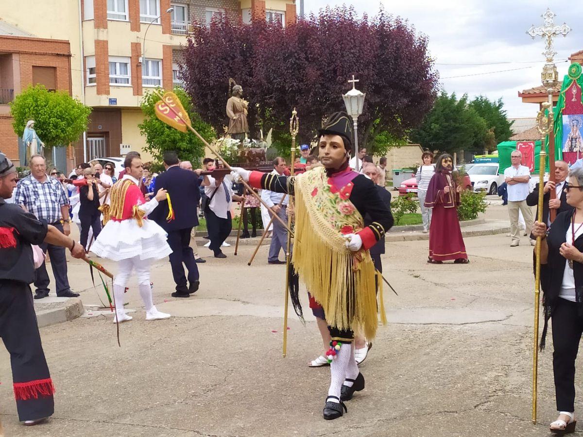 Fotos: Laguna de Negrillos celebra el Corpus de la mano de San Sebastián