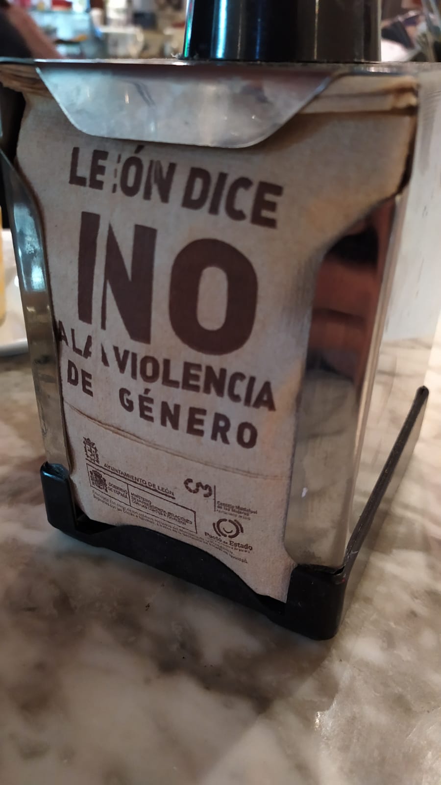 Fotos: Servilletas contra la violencia de género