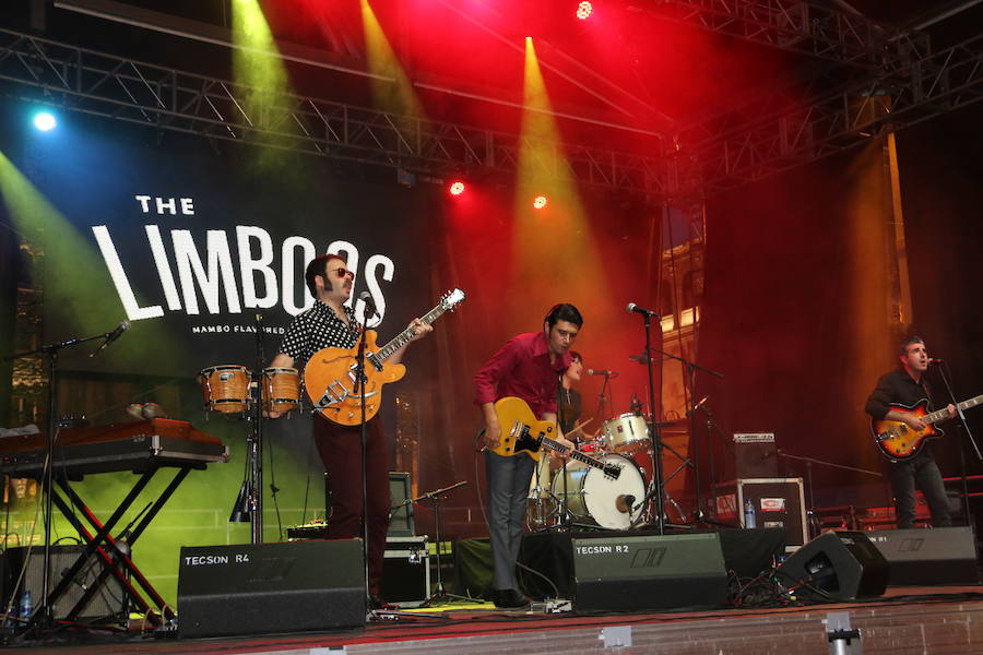 The Limboos es diferente y suena diferente. Tanto, y también lo hace que el público no se siente indiferente ante su propuesta. Su sonido es propio, identificable y digno de ser disfrutado.