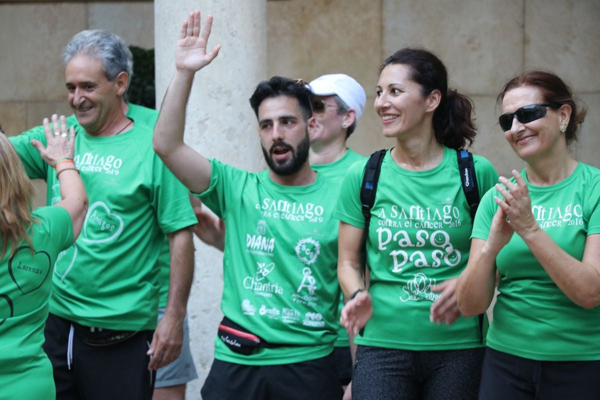 Fotos: La carrera A Santiago Contra el Cáncer, en León