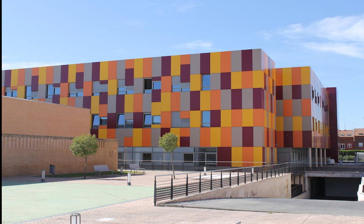 Edificio que acogerá el Congreso.