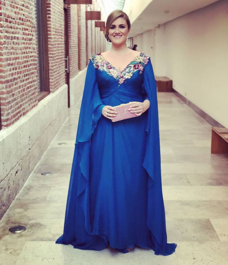 La presentadora Carlota Corredera llevó un diseño de Hannibal Laguna.