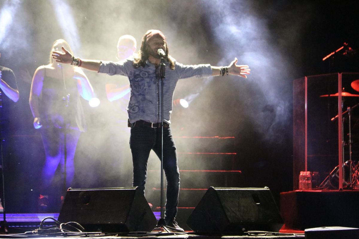 Fotos: El Arrebato disfruta de los temas pendientes