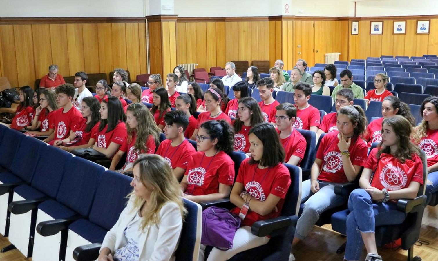 Alumnos del campus científico de la ULE.