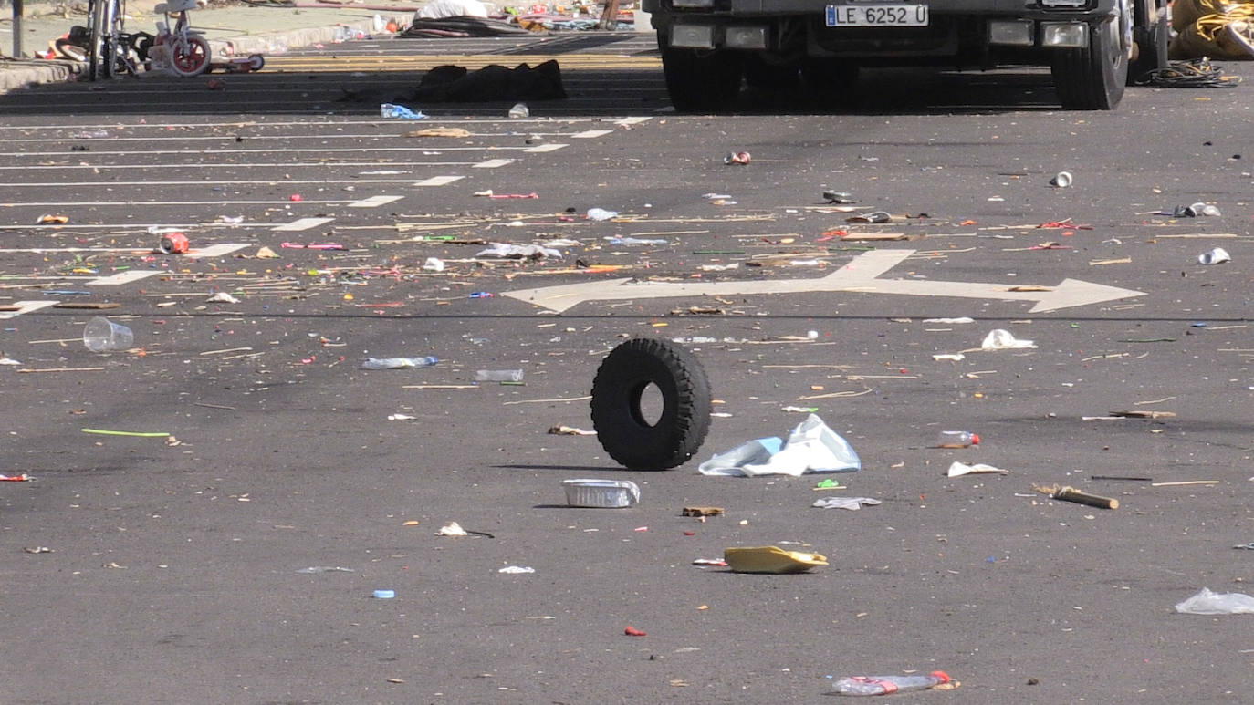 Galería. Basura en el recinto ferial de León. 