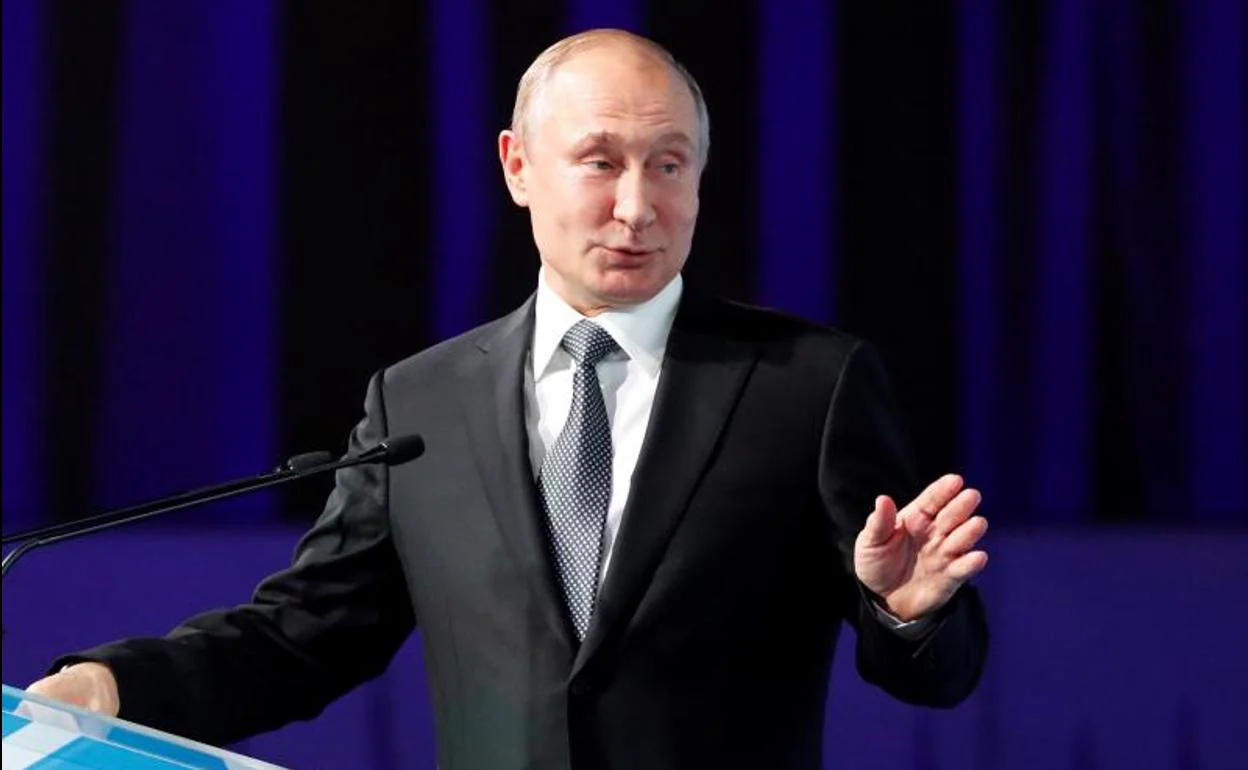 Putin promulga el decreto que ratifica la salida de Rusia del tratado de misiles atómicos intermedios
