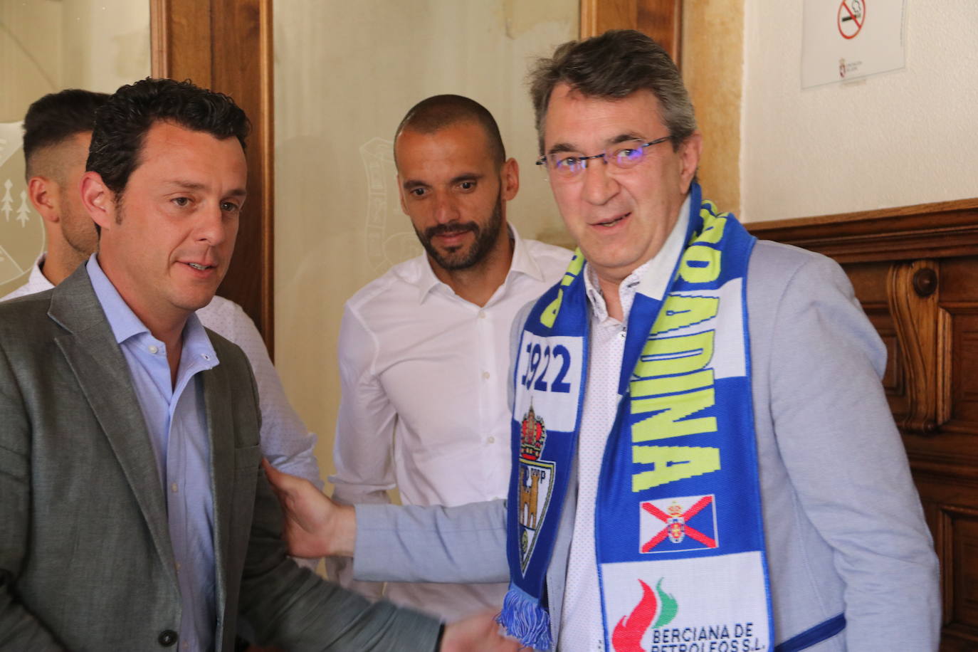Recepción de la Ponferradina en la Diputación de León tras su ascenso a Segunda División