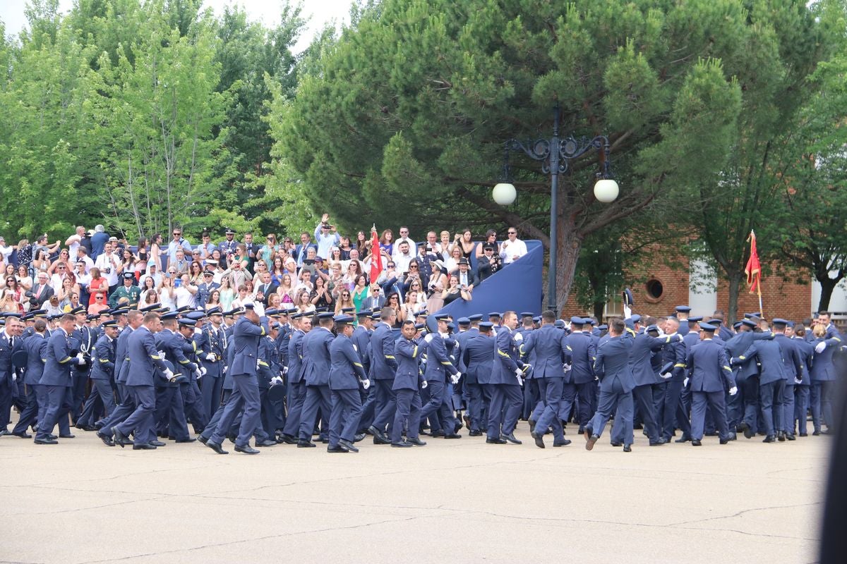 Fotos: Entrega de Reales Despachos
