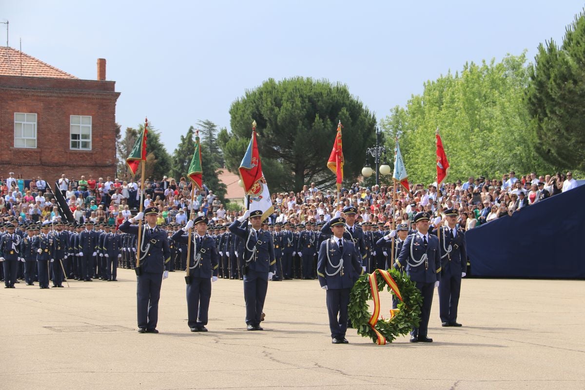 Fotos: Entrega de Reales Despachos