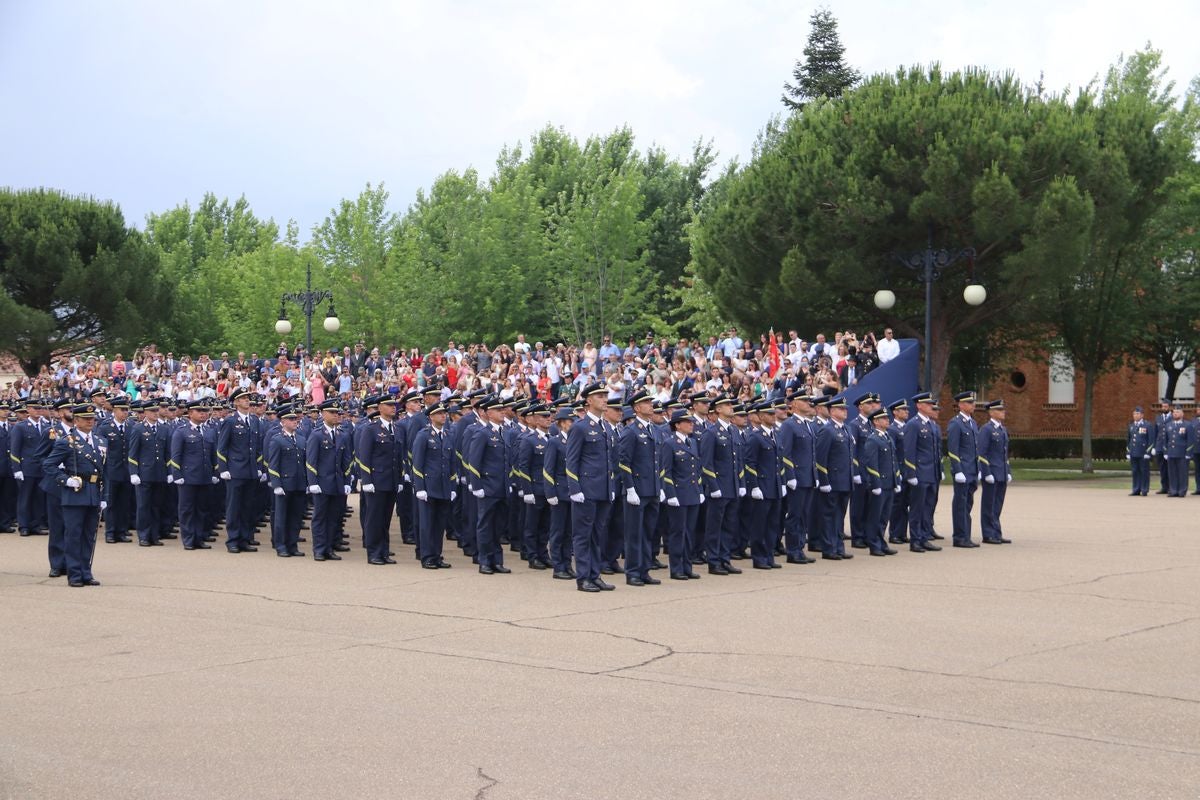 Fotos: Entrega de Reales Despachos