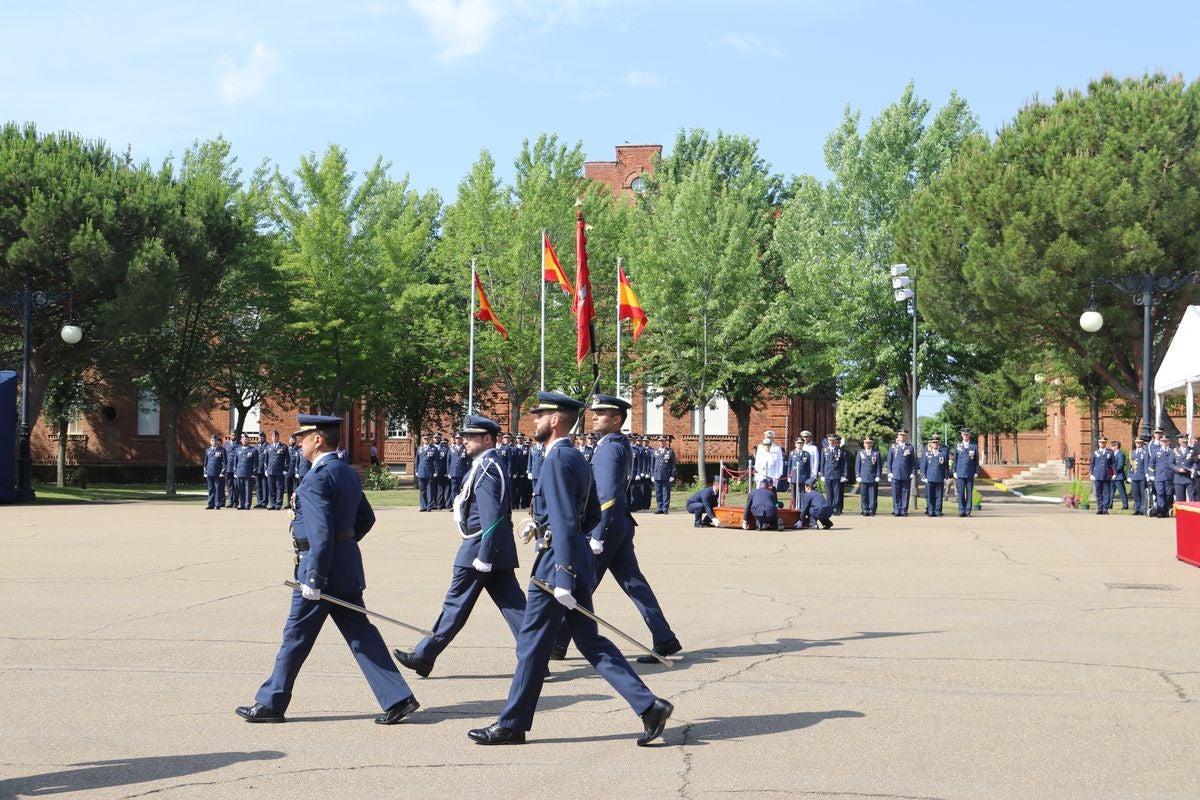 Fotos: Entrega de Reales Despachos
