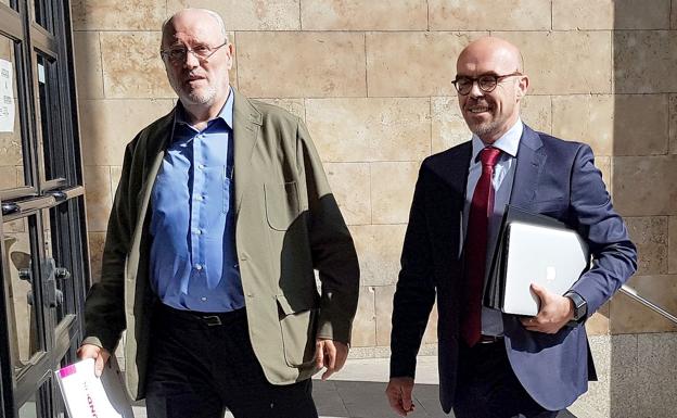 Fundos y Unicaja chocan en el primer 'cara a cara' del millonario juicio por la titularidad de bienes y discrepan de las medidas cautelares