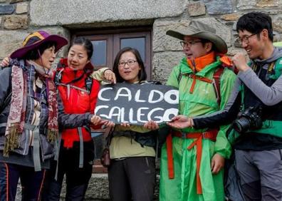 Imagen secundaria 1 - Los surcoreanos han sabido hacerse un hueco en el Camino. 