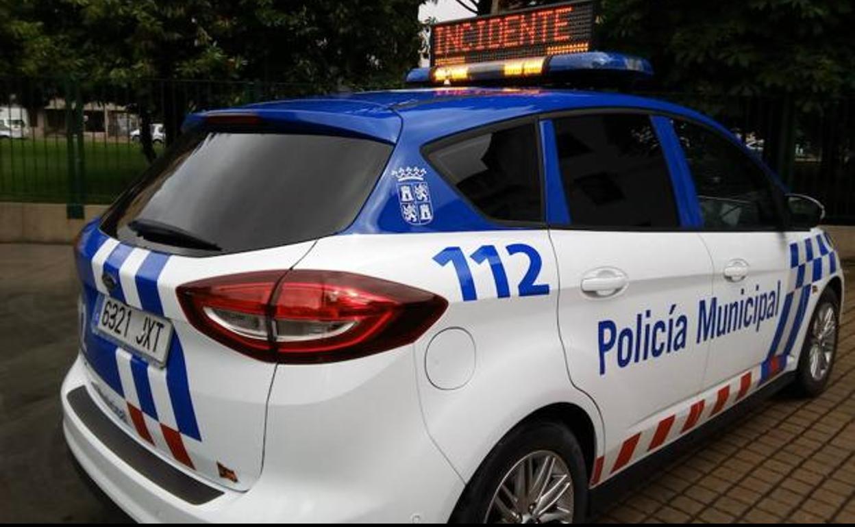 Vehículo de la Policía Municipal de Ponferrada.