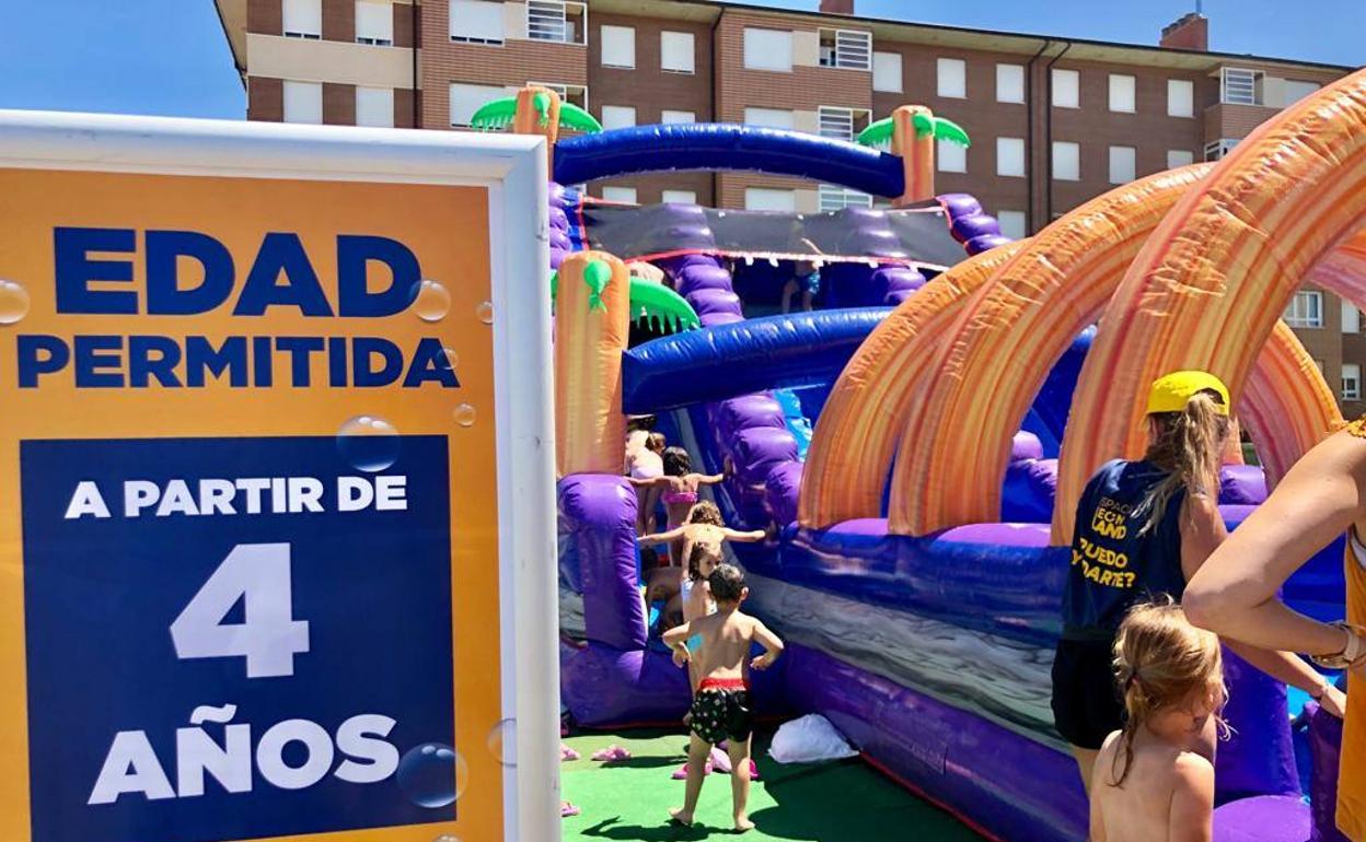 'Espacio León Land', el mayor parque acuático de hinchables ya está en León
