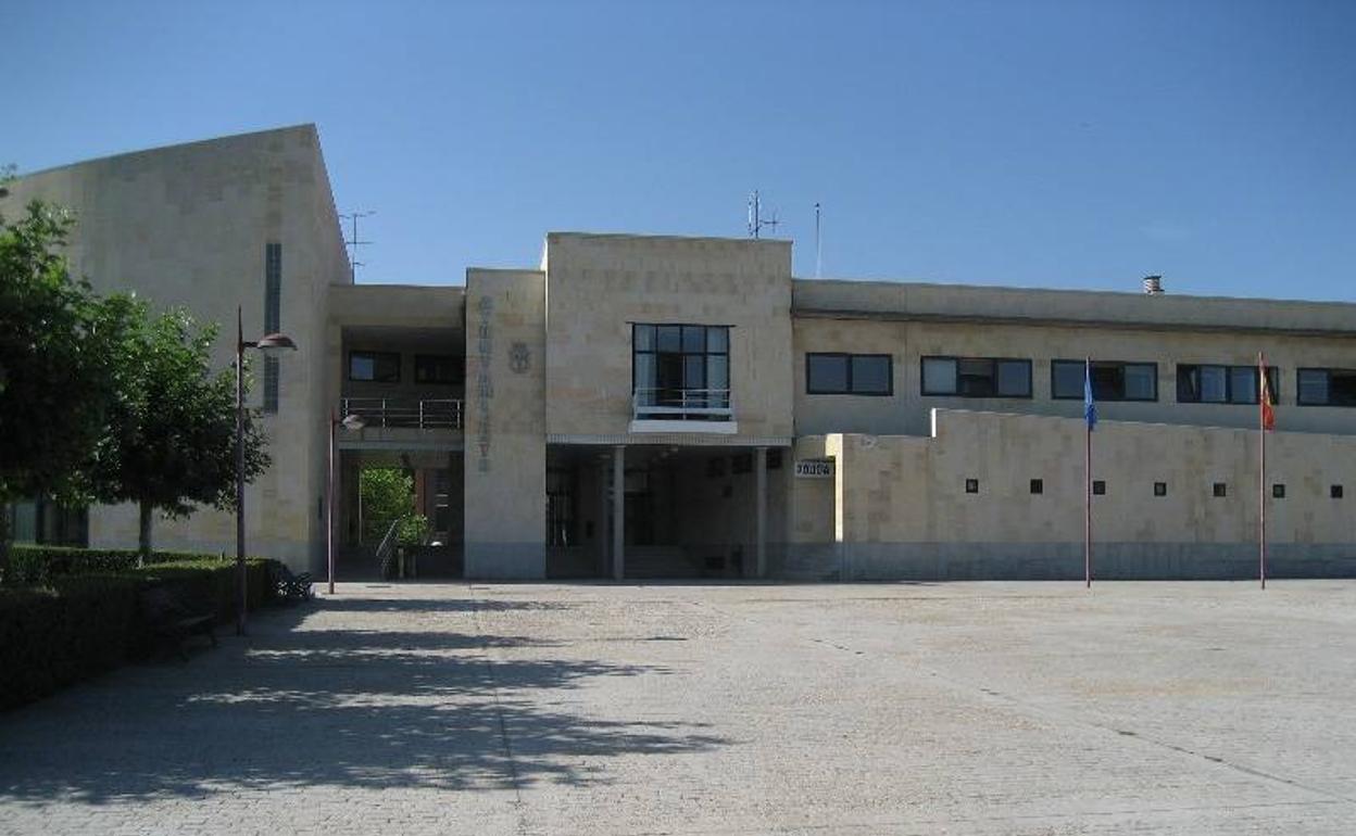 Imagen del exterior del Ayuntamiento de San Andrés del Rabanedo.