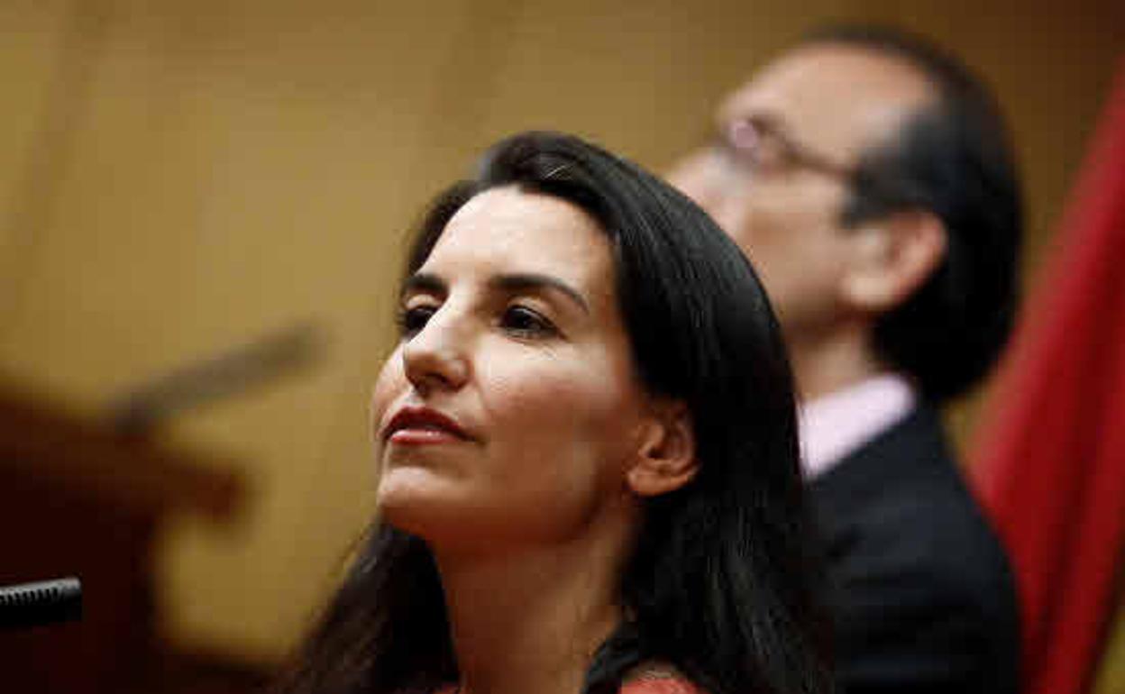 Rocío Monasterio durante una rueda de prensa en la Asamblea de Madrid