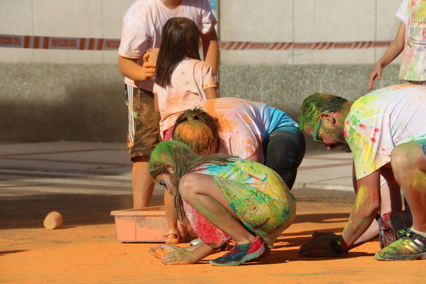 Fotos: La Virgen disfruta de un día de color