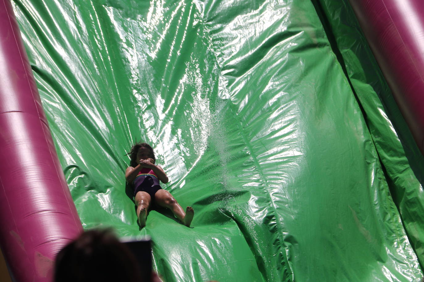 Fotos: La fiesta del agua sigue en Espacio León