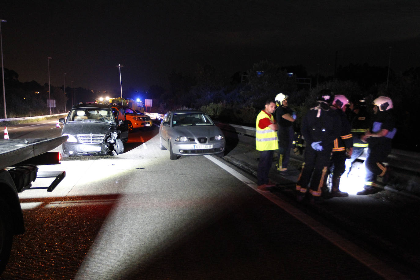 Fotos: Un muerto y cinco heridos en un accidente provocado por un kamikaze en la &#039;Y&#039;